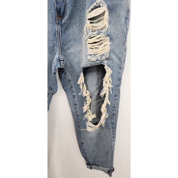 NEW NWT Cotton On High Rise Mom 90s Destroyed Jeans Size 10 - Picture 4 of 10